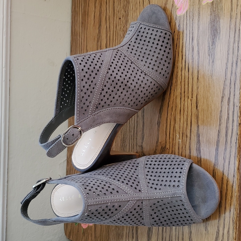 COPY - Kelly & Katie Eliassi Sandals